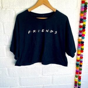 Friends TV Show Black Cropped Graphic Tee sz XL